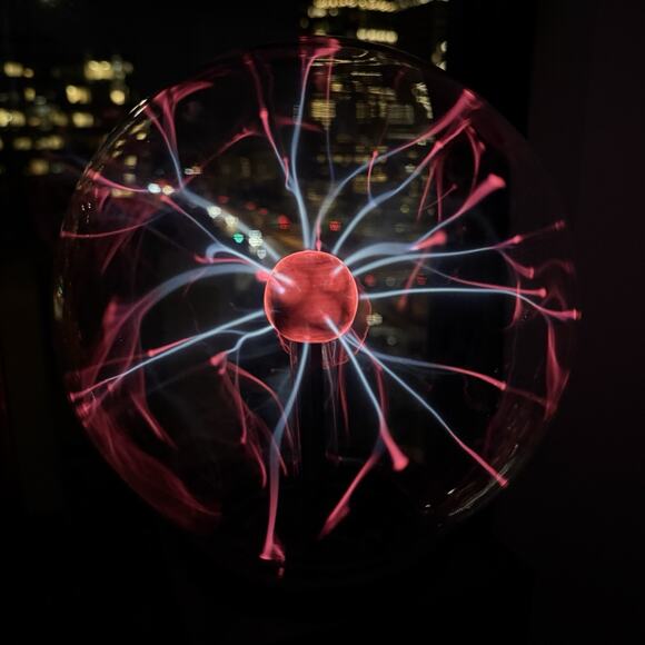 Eye of the Storm Plasma Lightning Globe Vintage 1987 Rabbit Systems Works Great! - Picture 2 of 7
